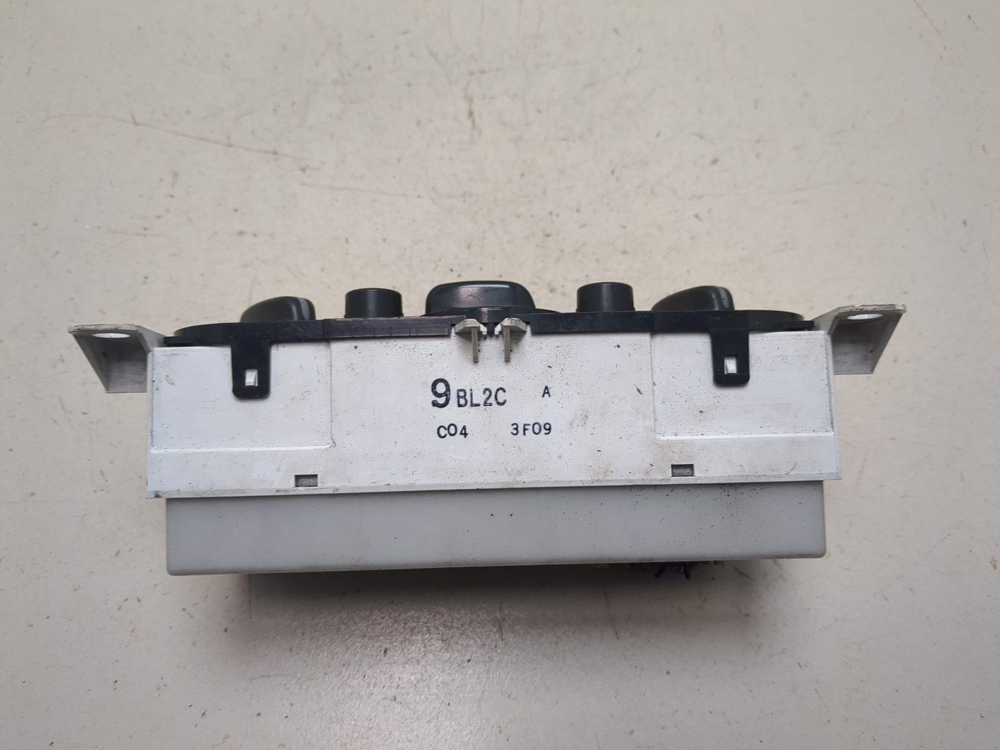 Переключатель отопителя