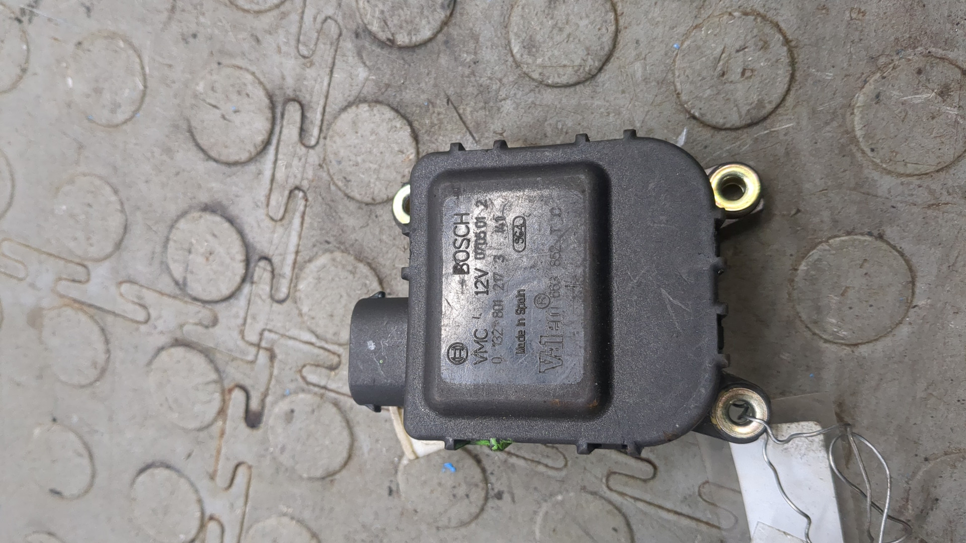 Моторчик заслонки печки