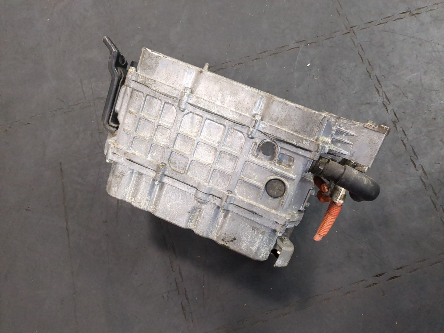 Преобразователь напряжения (адаптер)