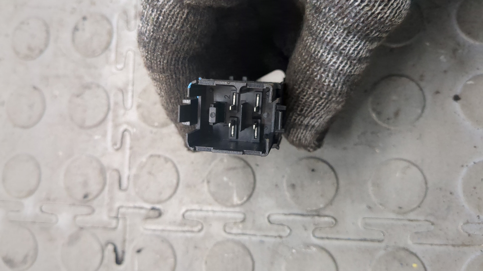 Кнопка аварийной остановки