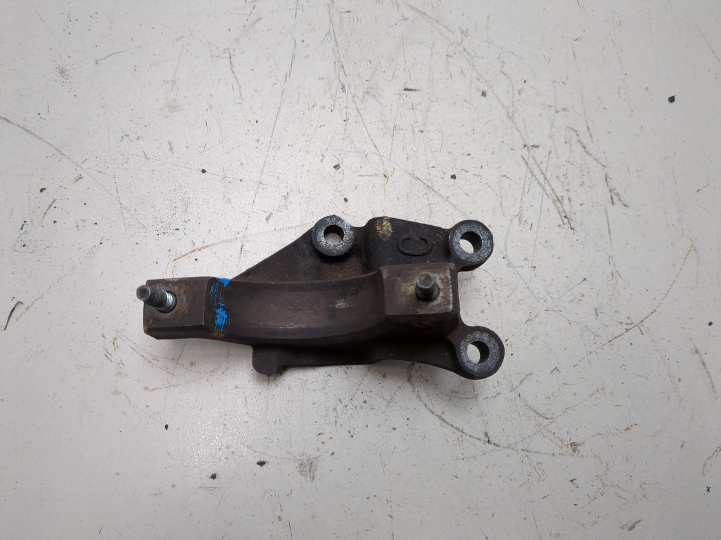 Кронштейн (п.з.к.)