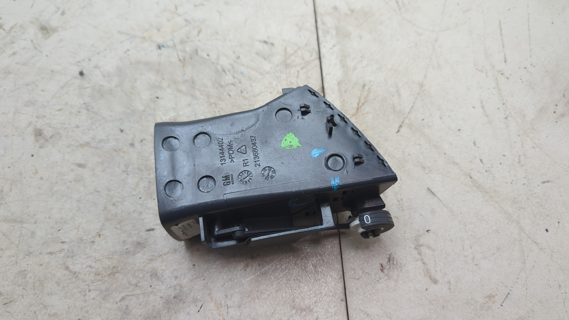 Дефлектор воздушный