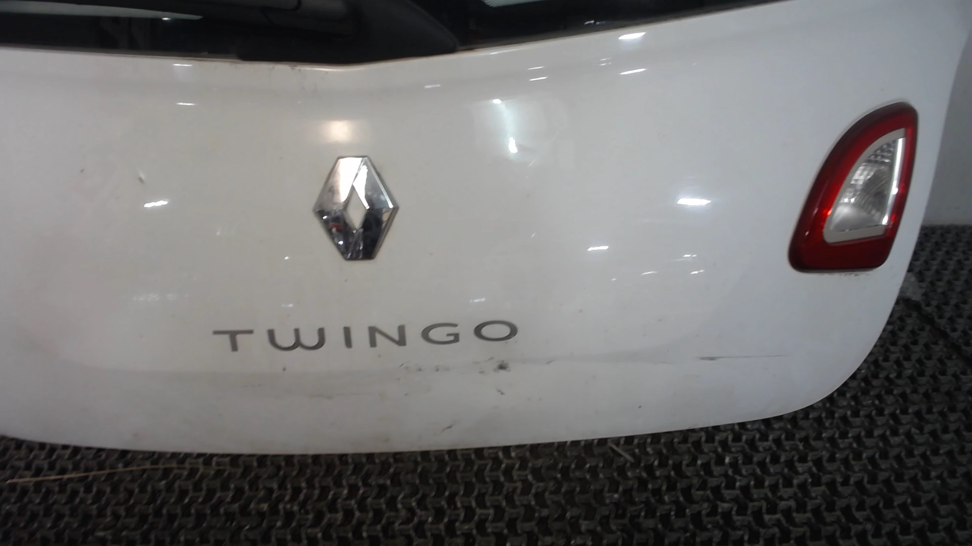 Renault Twingo багажник