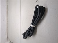D10E68911A Уплотнитель Mazda CX-3 2014- 7369523 #2