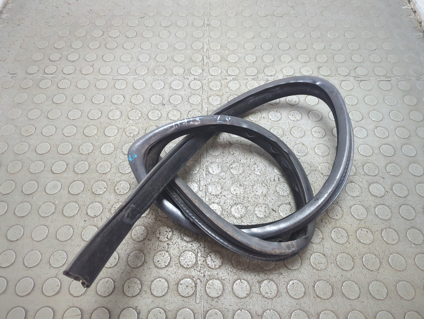 Уплотнитель