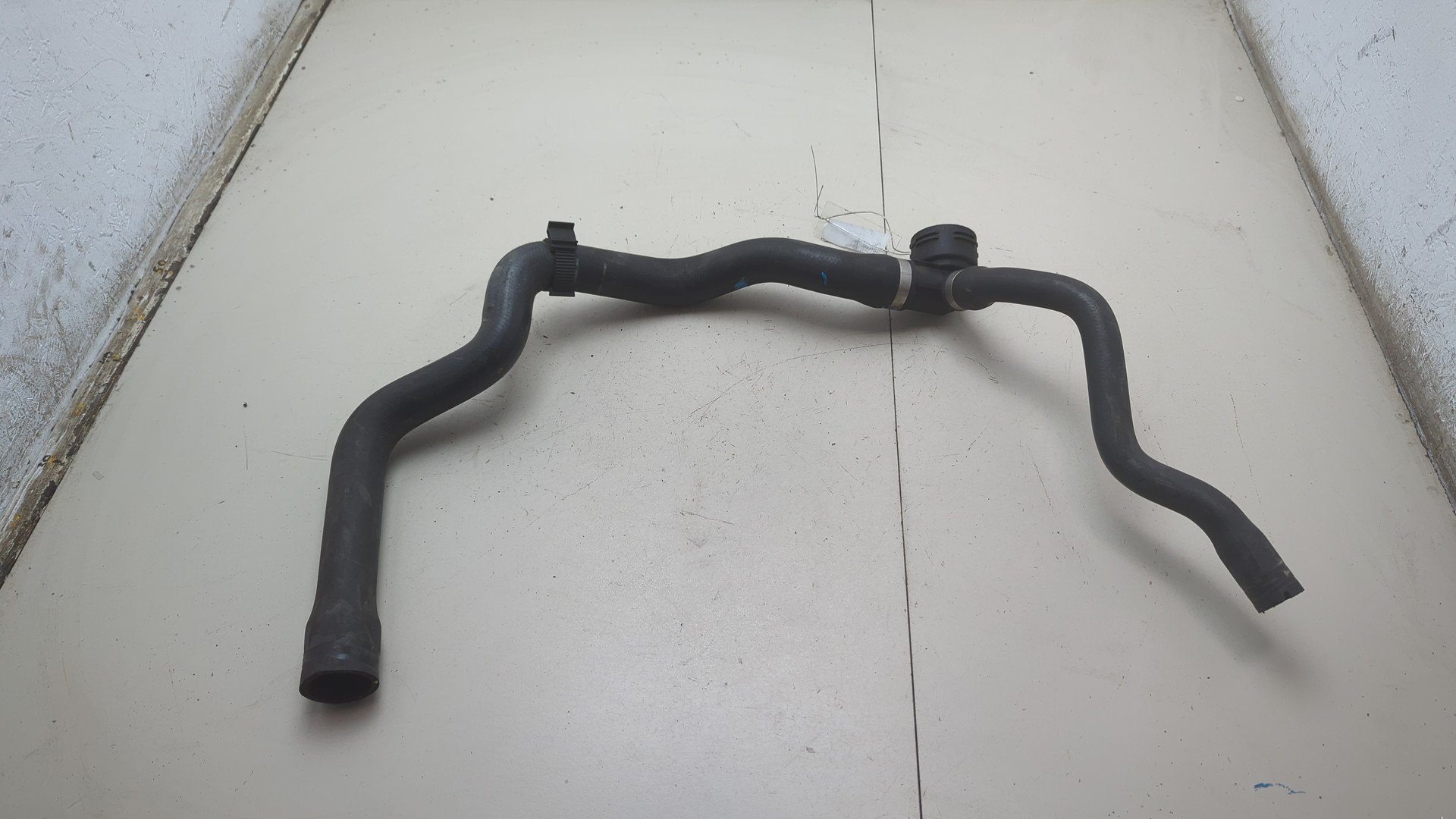 Шланг системы охлаждения