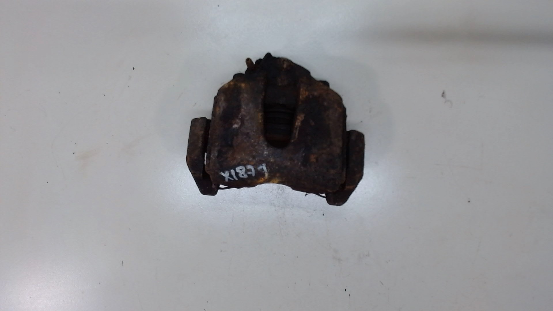 суппорт форд куга. суппорт форд куга. задний тормозной суппорт форд куга 1. суппорт задний ford s-max. суппорт форд куга.