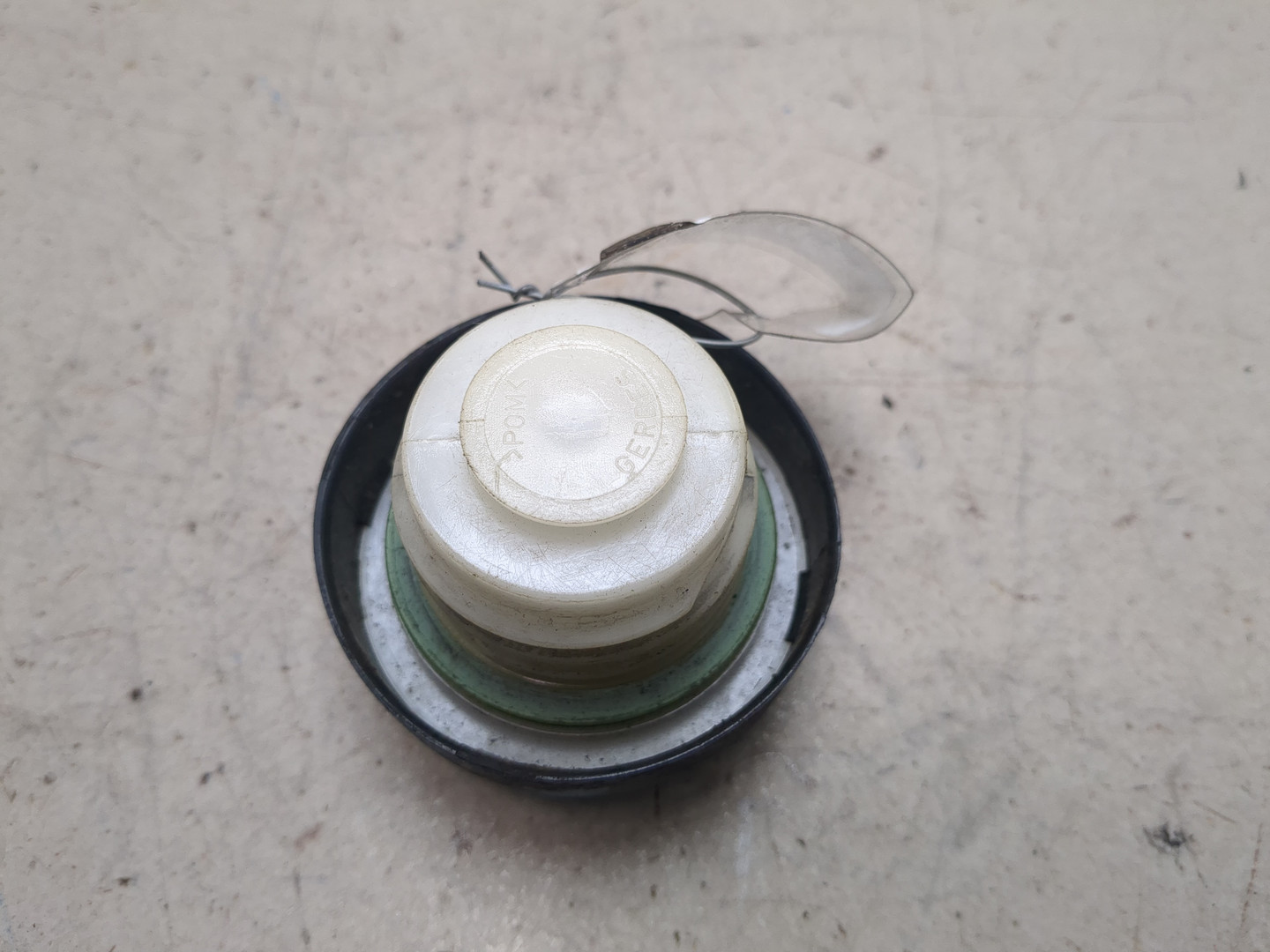 Крышка бензобака