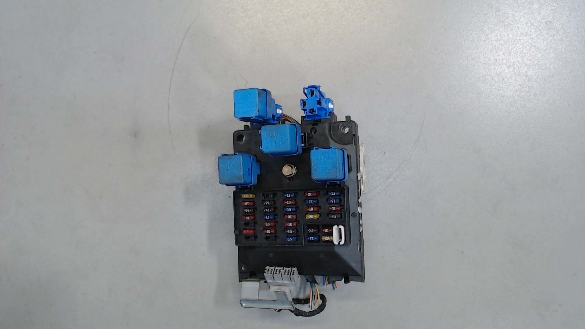 Блок предохранителей ниссан микра к11. Блоки предохранителей ниссан микра к12. Nissan micra предохранители дополнительный блок. Блоки предохранителей ниссан микра к12. Nissan micra блок предохранителей салонный.