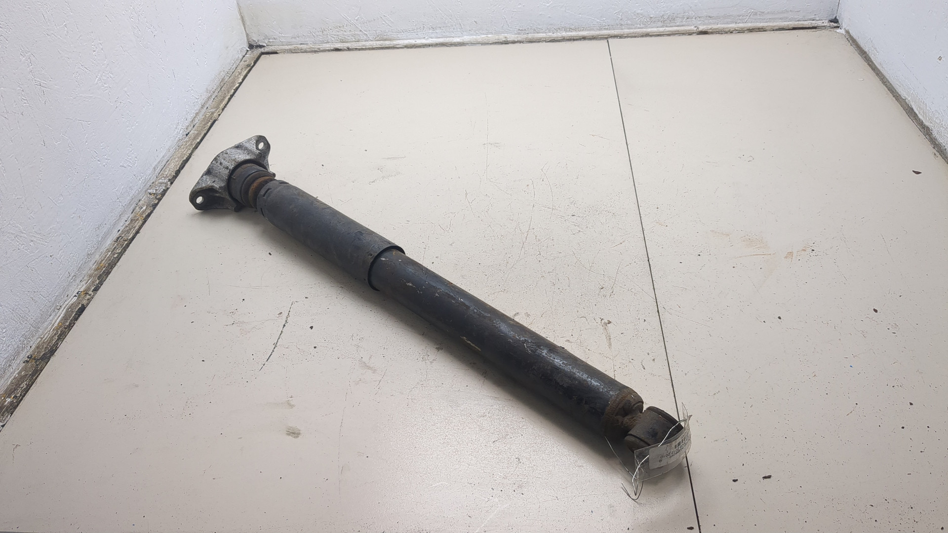 Амортизатор задний (стойка)