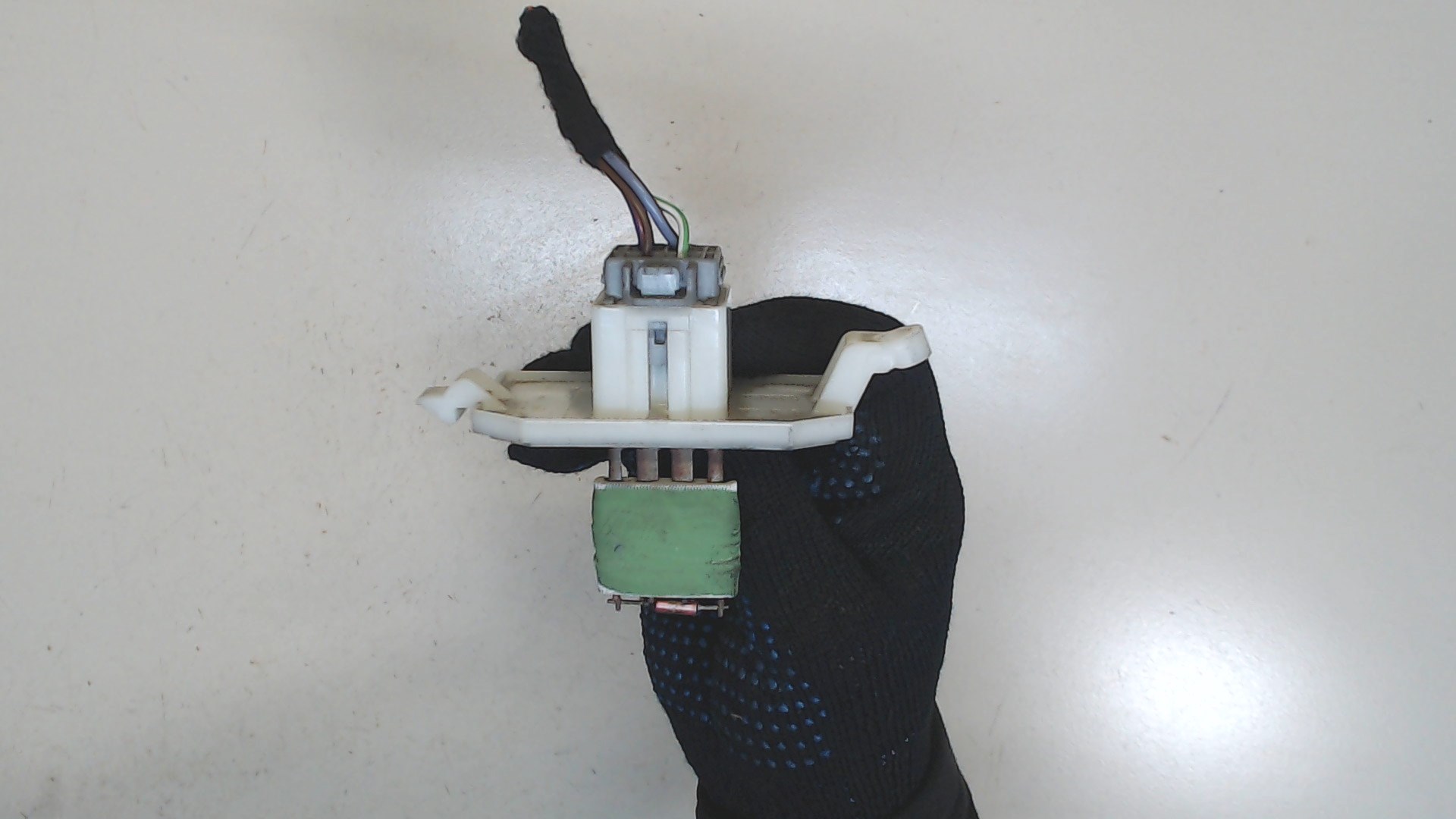 Резистор отопителя