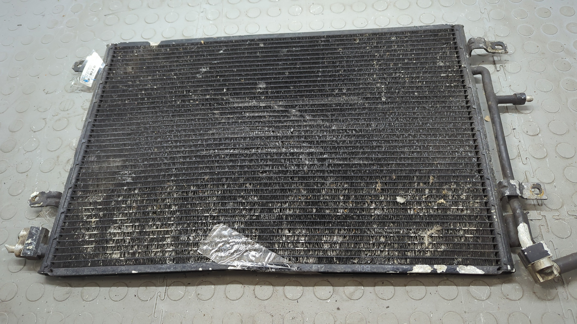 Радиатор кондиционера / конденсер