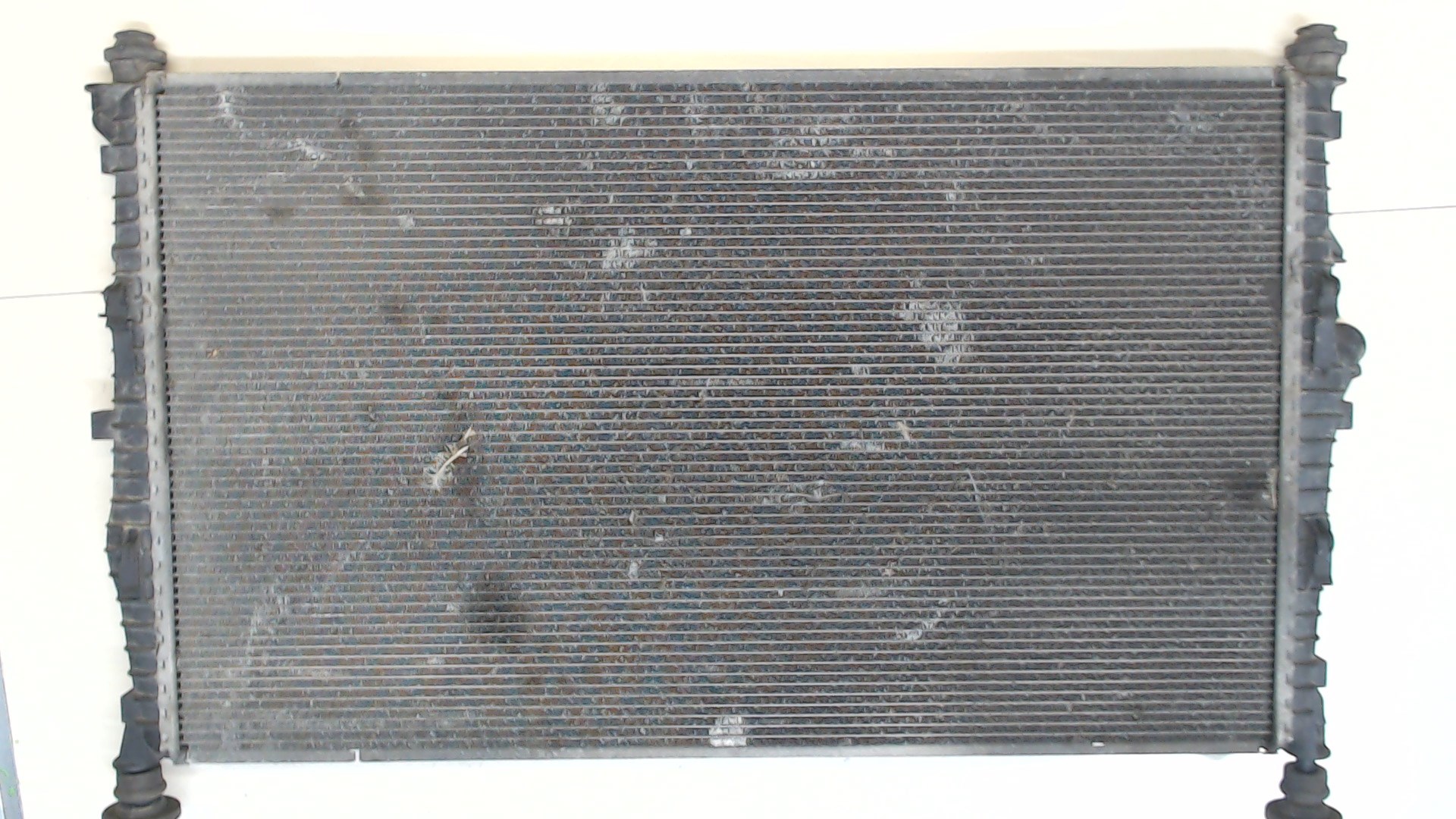 Радиатор охлаждения двигателя основной