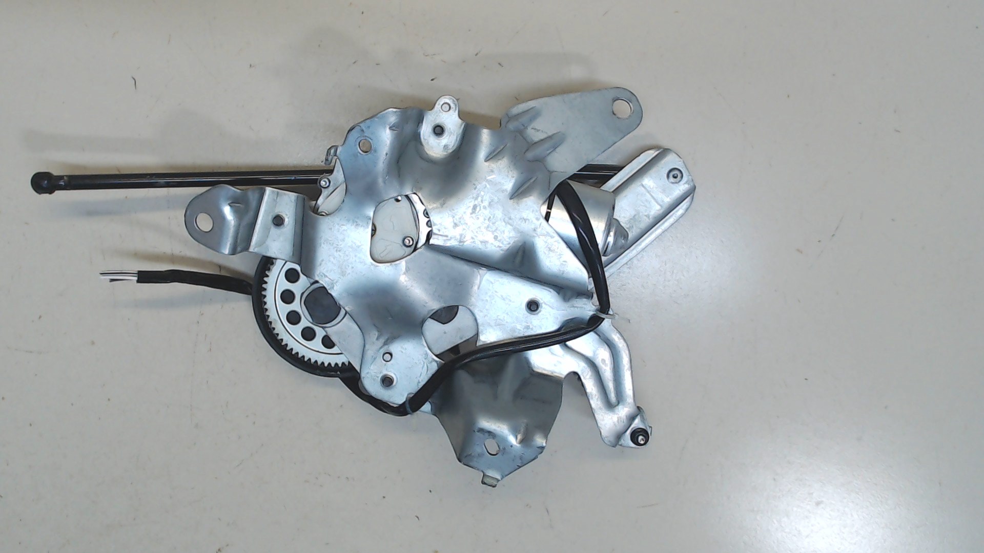 Электропривод крышки багажника (механизм) Subaru Legacy Outback (B15 ...