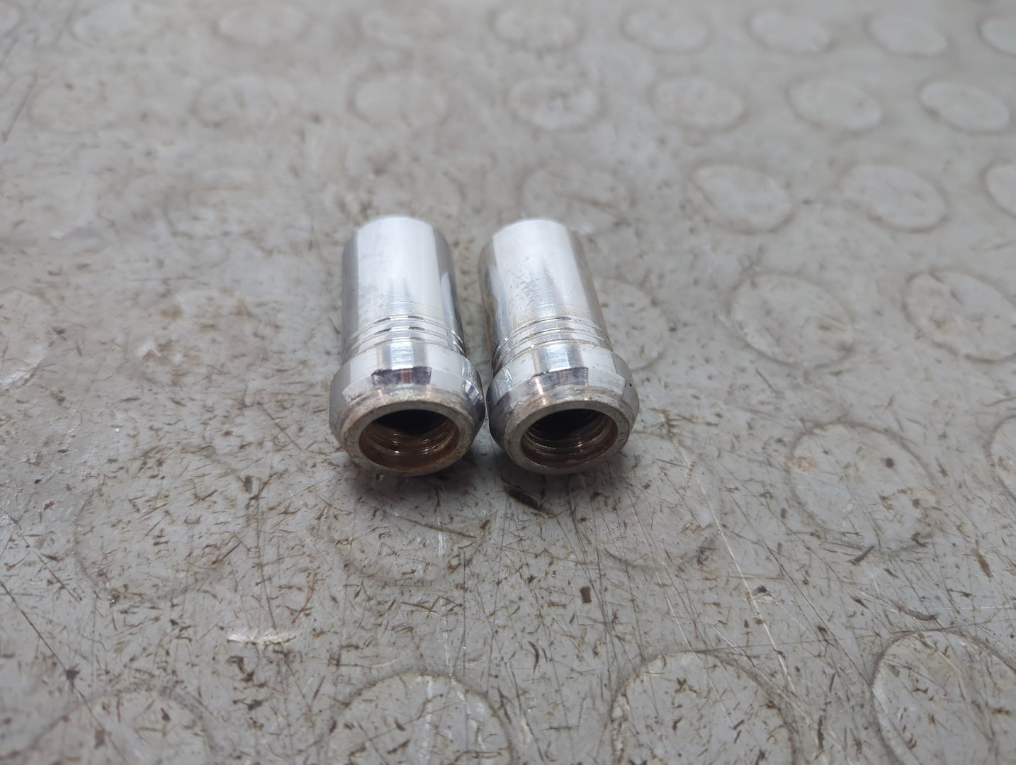 Гайка колеса