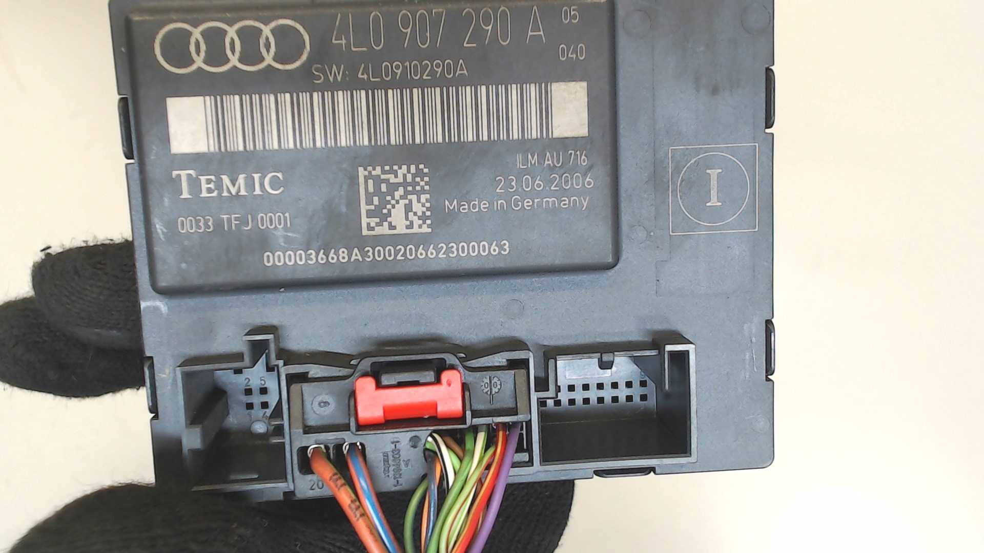 Как снять блок комфорта ауди ку7 4L0907290A Блок комфорта Audi Q7 2006-2009 2006 купить бу по цене 24.98 BYN Z321