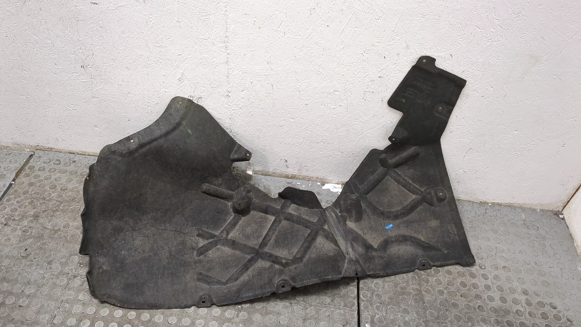 Локер передний правый