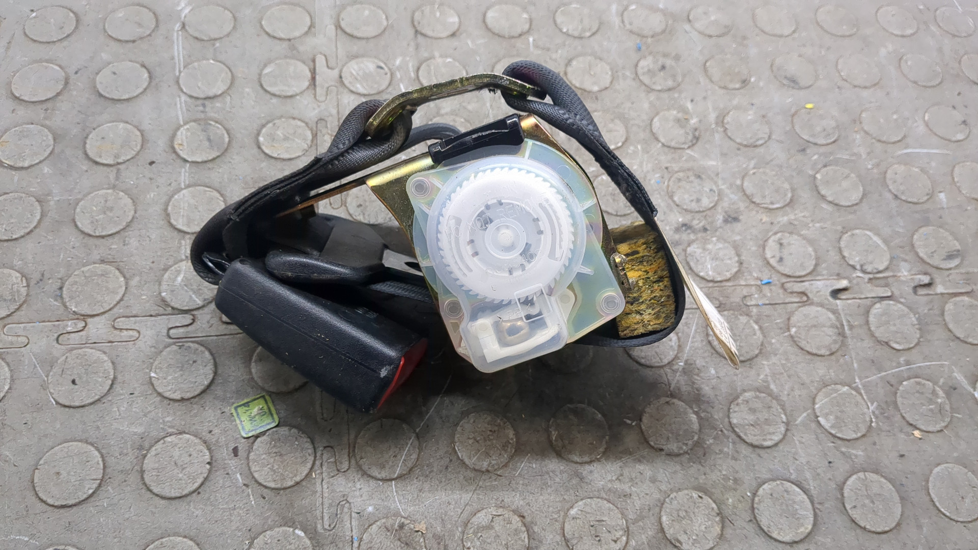 Ремень безопасности