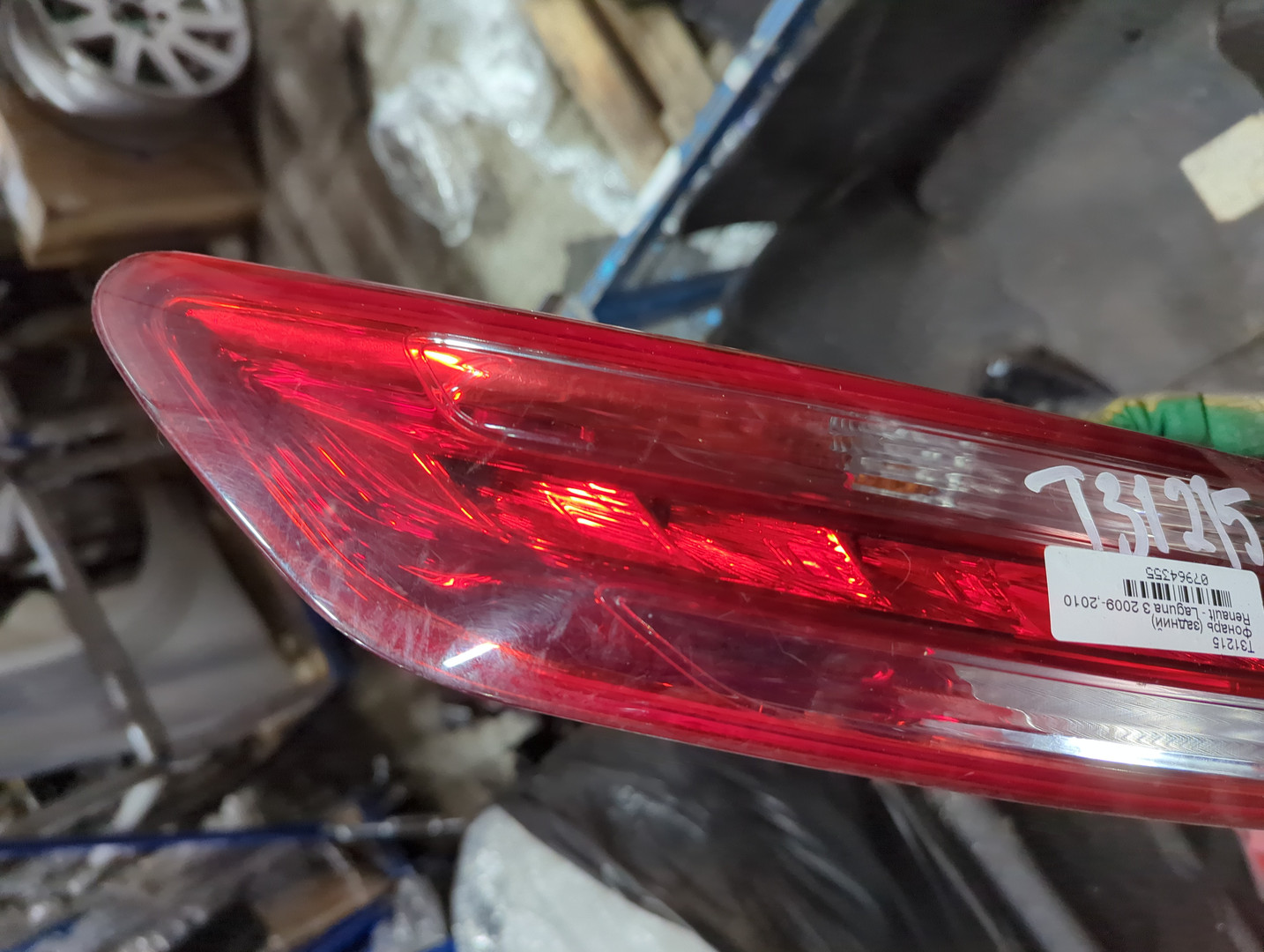 Фонарь задний левый