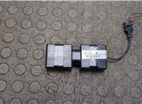 8E0035747 АКБ малая Audi A8 (D3) 2002-2010 7987460 #4