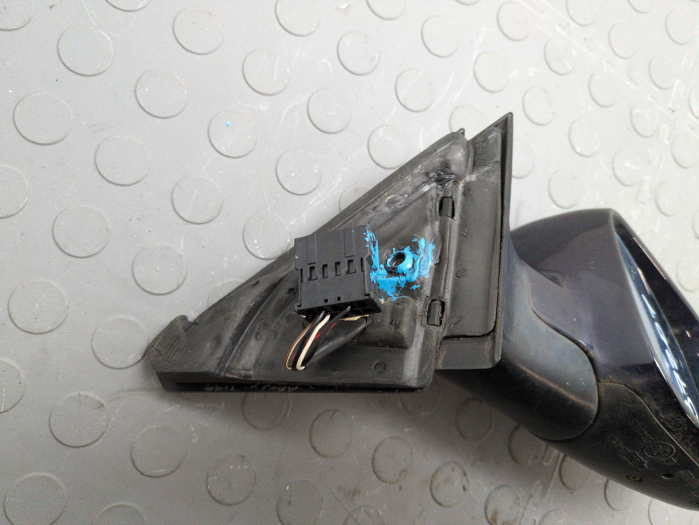 Зеркало правое электрическое