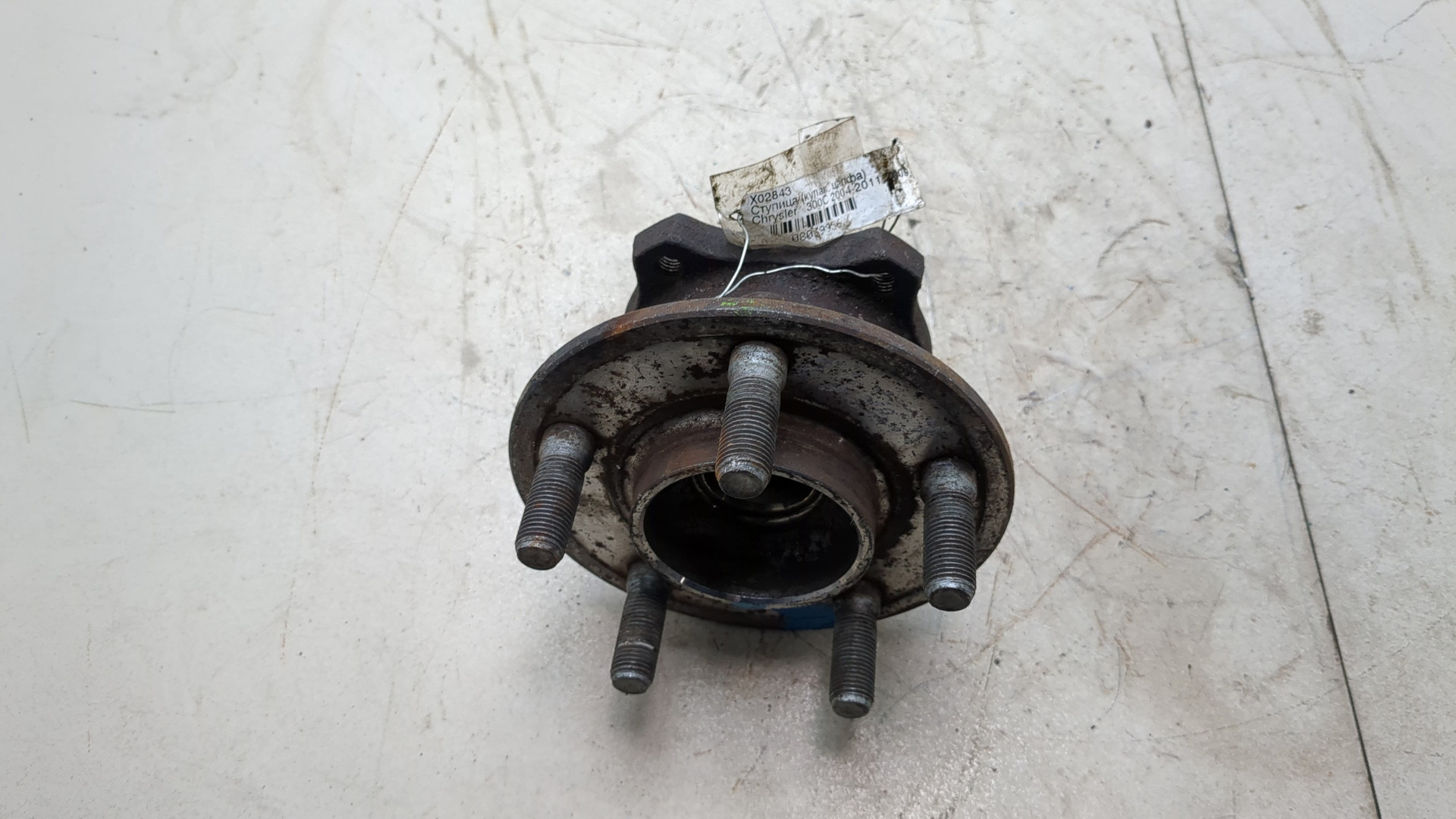 Кулак поворотный задний левый