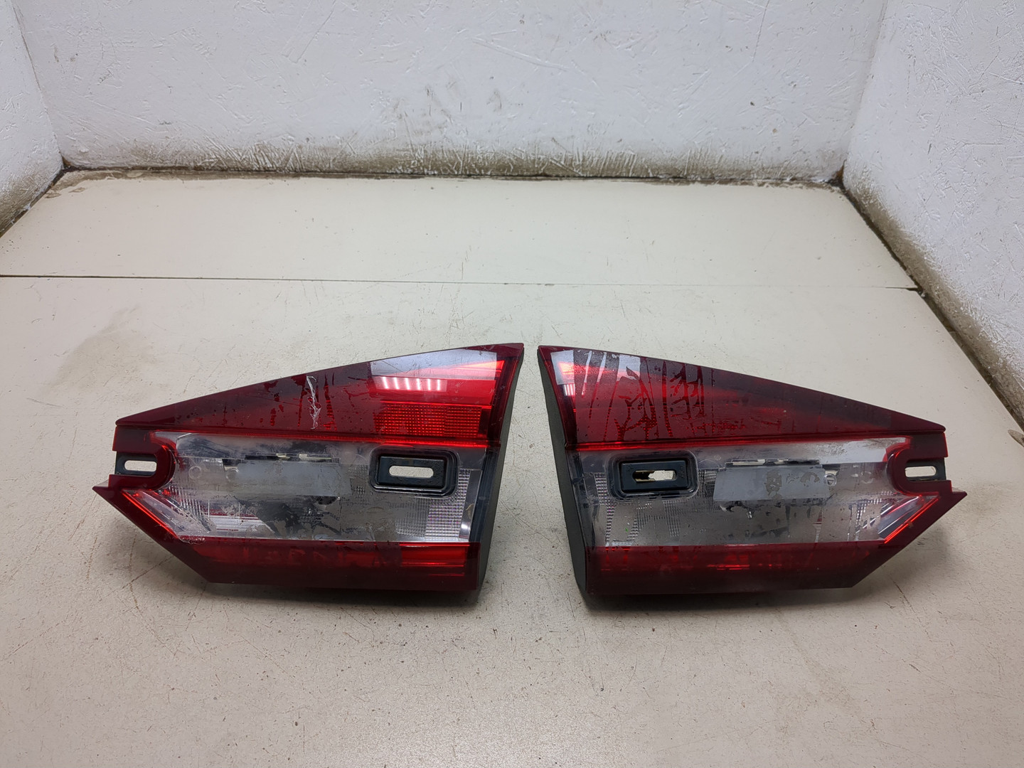 Фонарь задний