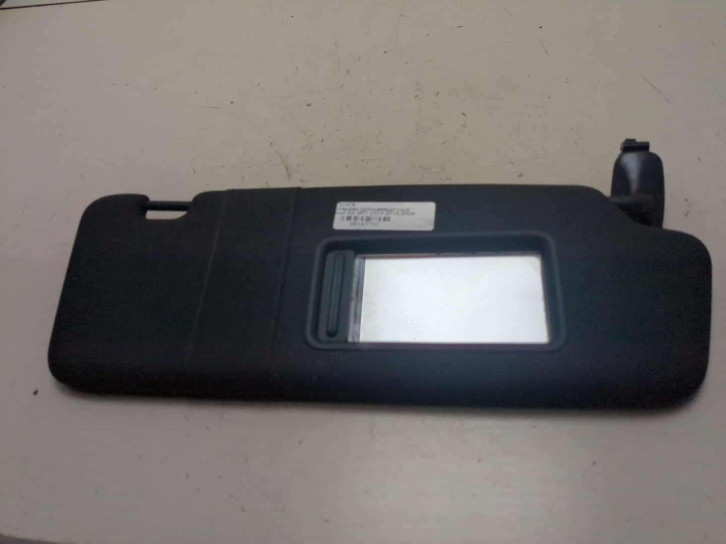 Козырек солнцезащитный