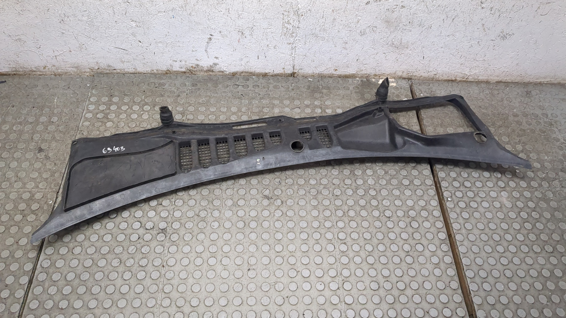 Решетка стеклоочистителей (Жабо)