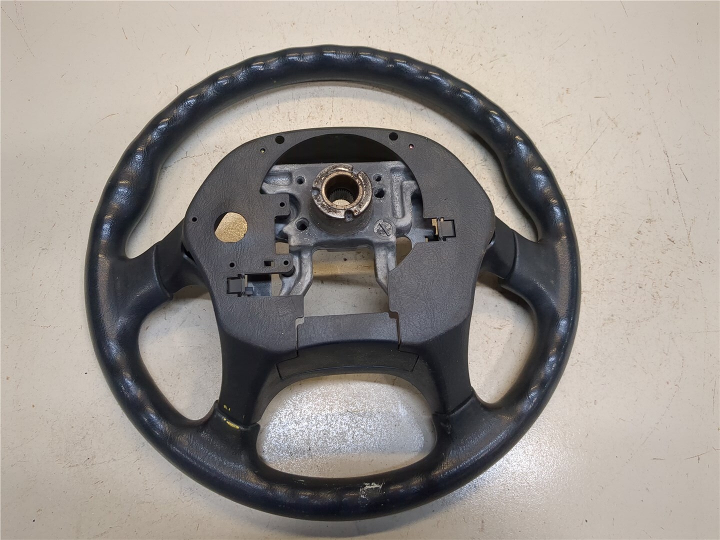 Рулевое колесо (руль)