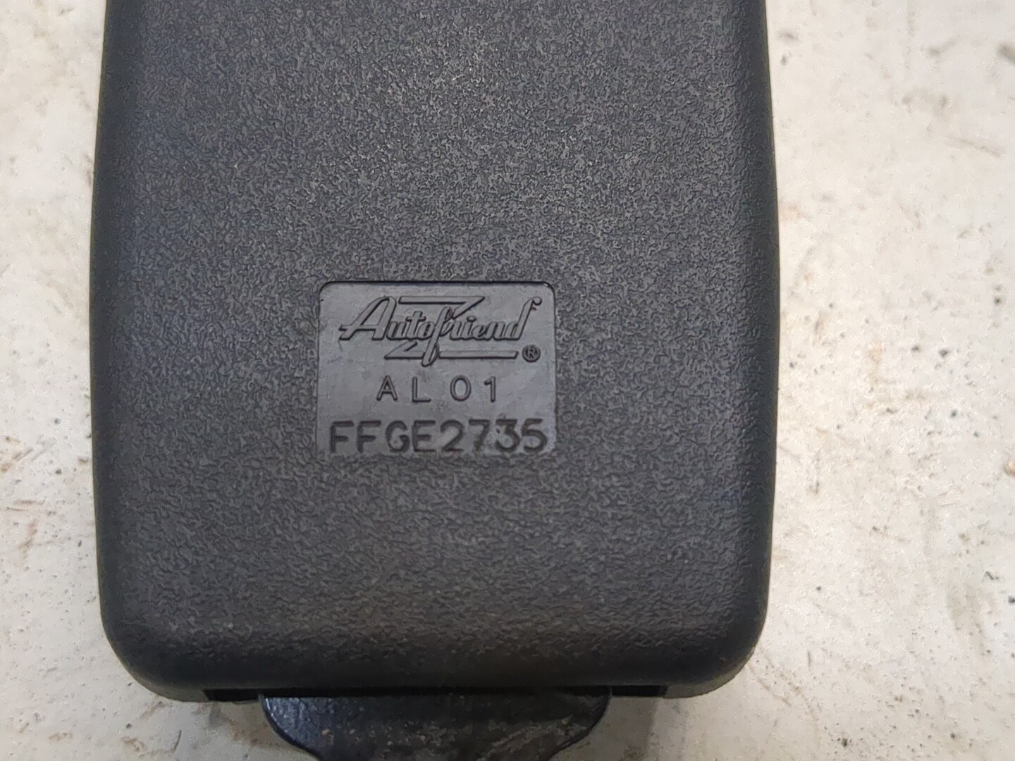 Ответная часть ремня безопасности