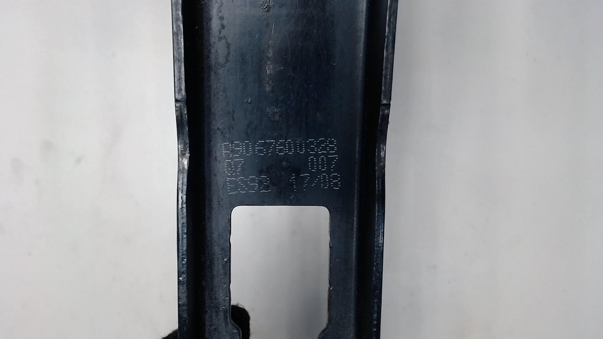 Ограничитель двери