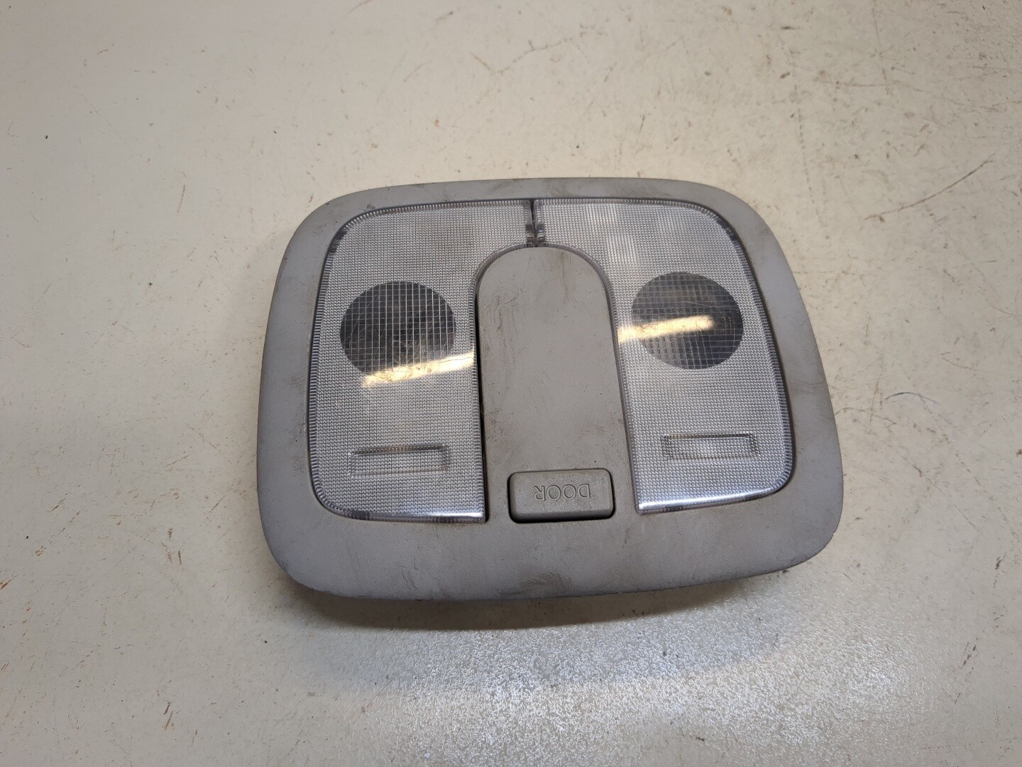 Плафон салонный