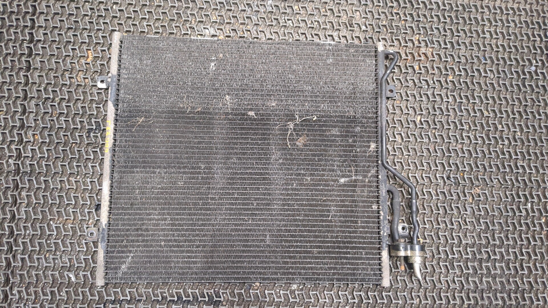 Радиатор кондиционера / конденсер