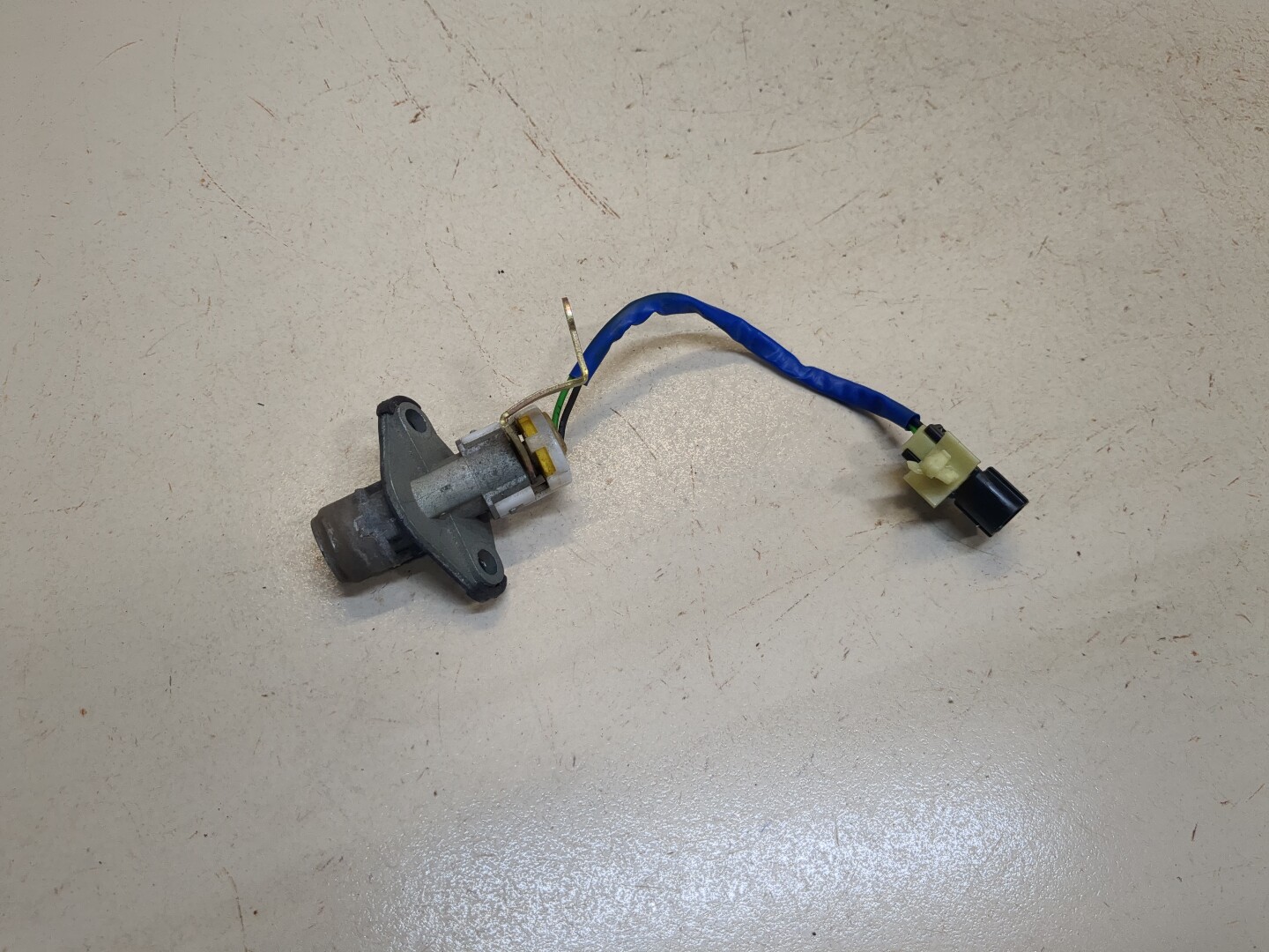 Вставка замка двери