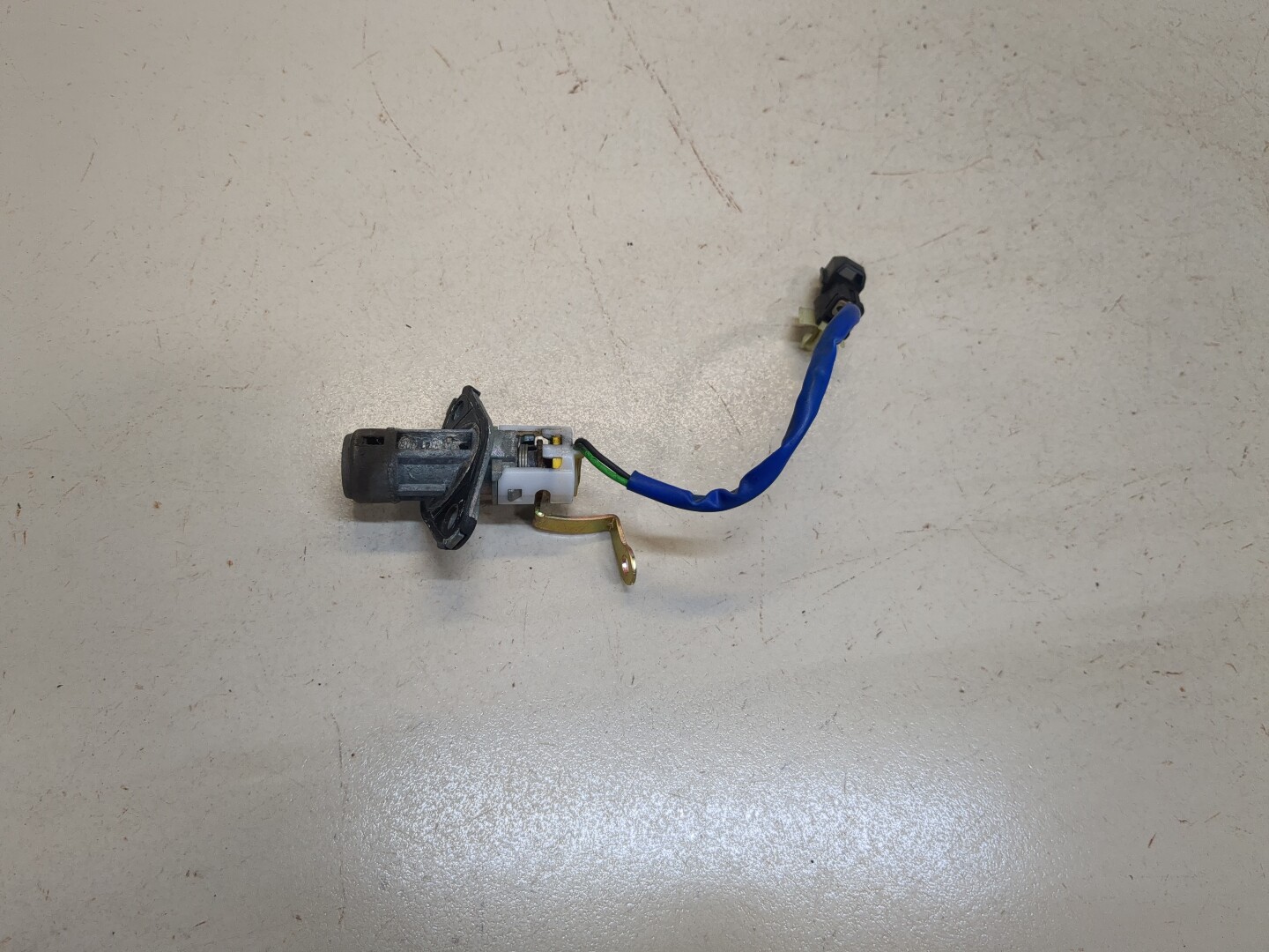 Вставка замка двери