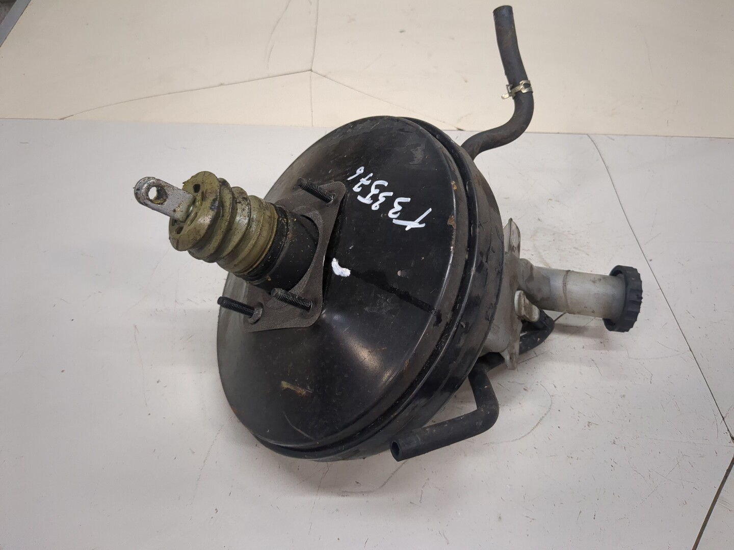 Цилиндр тормозной главный