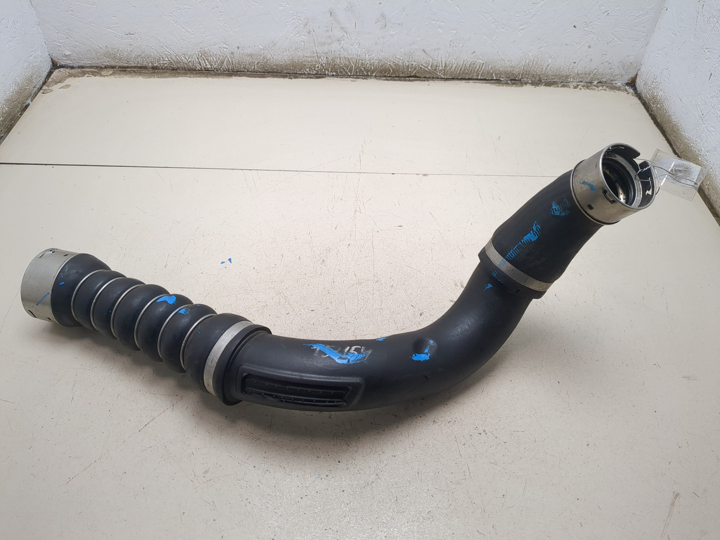 Патрубок интеркулера