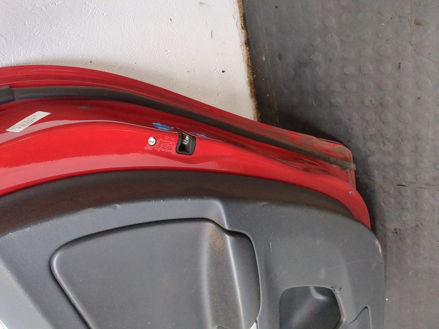 Дверь задняя правая