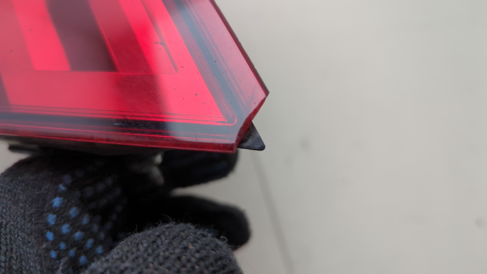 Фонарь задний внутренний левый