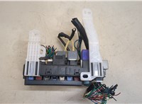  Блок предохранителей Toyota Matrix 2002-2008 20325326 #3