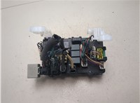  Блок предохранителей Toyota Matrix 2002-2008 20325326 #4