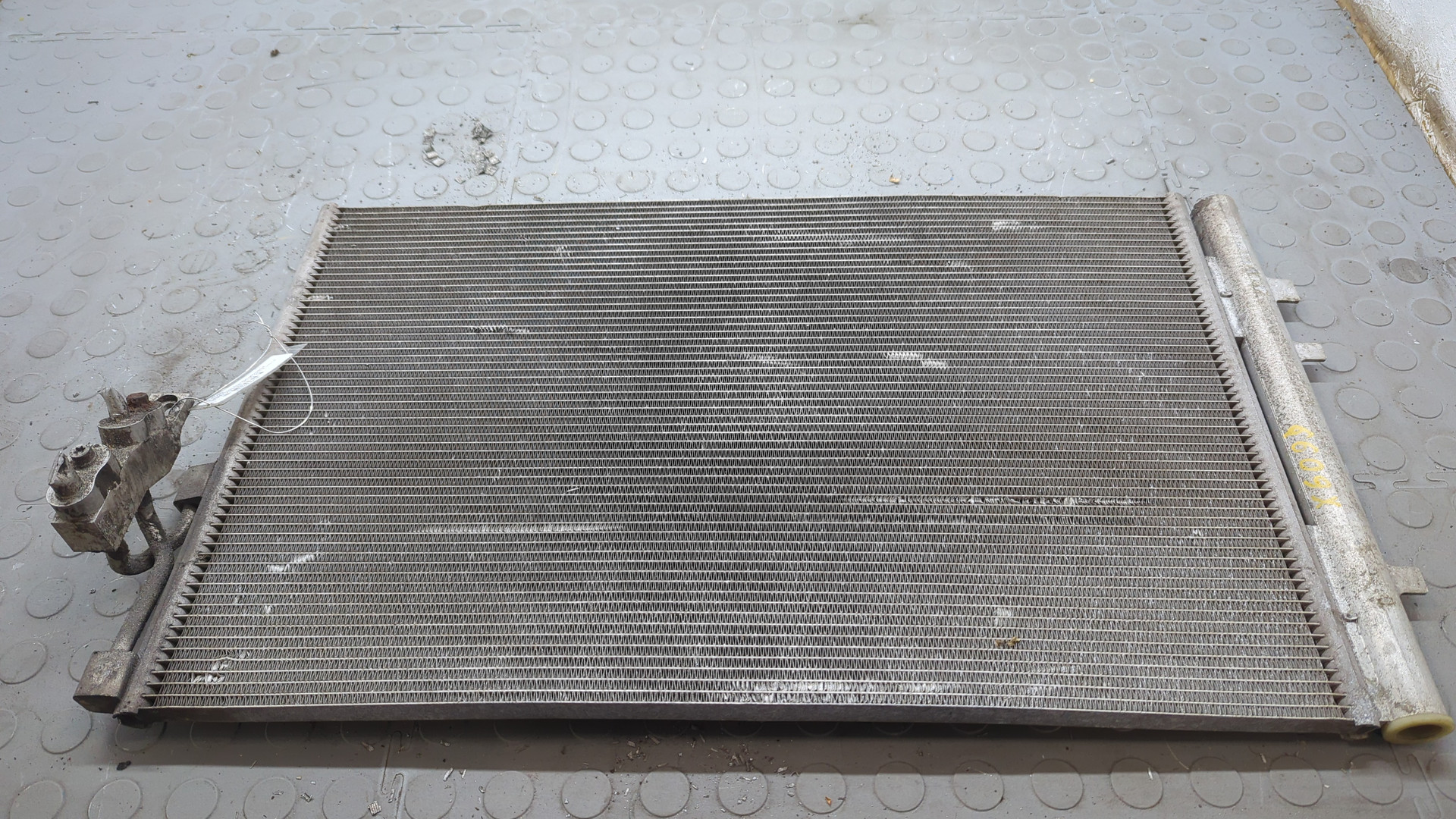 Радиатор кондиционера / конденсер