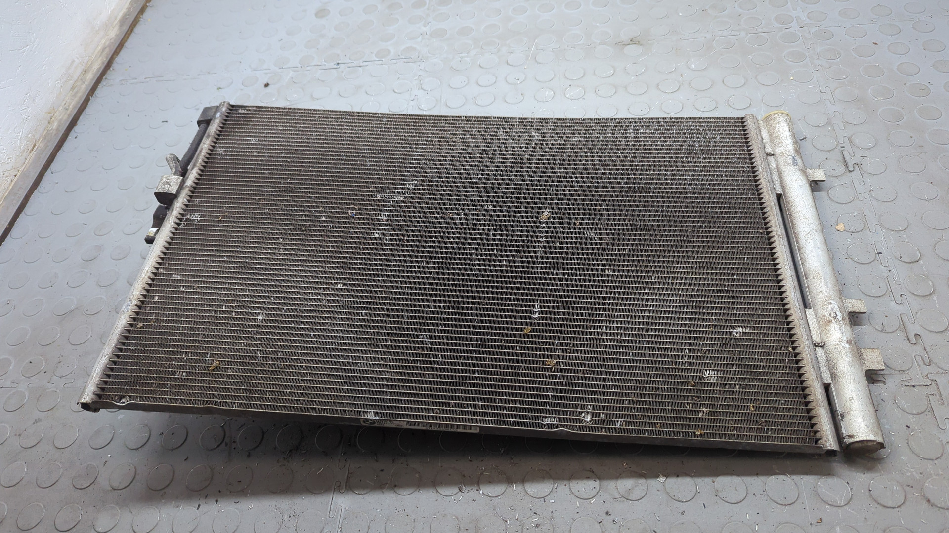Радиатор кондиционера / конденсер