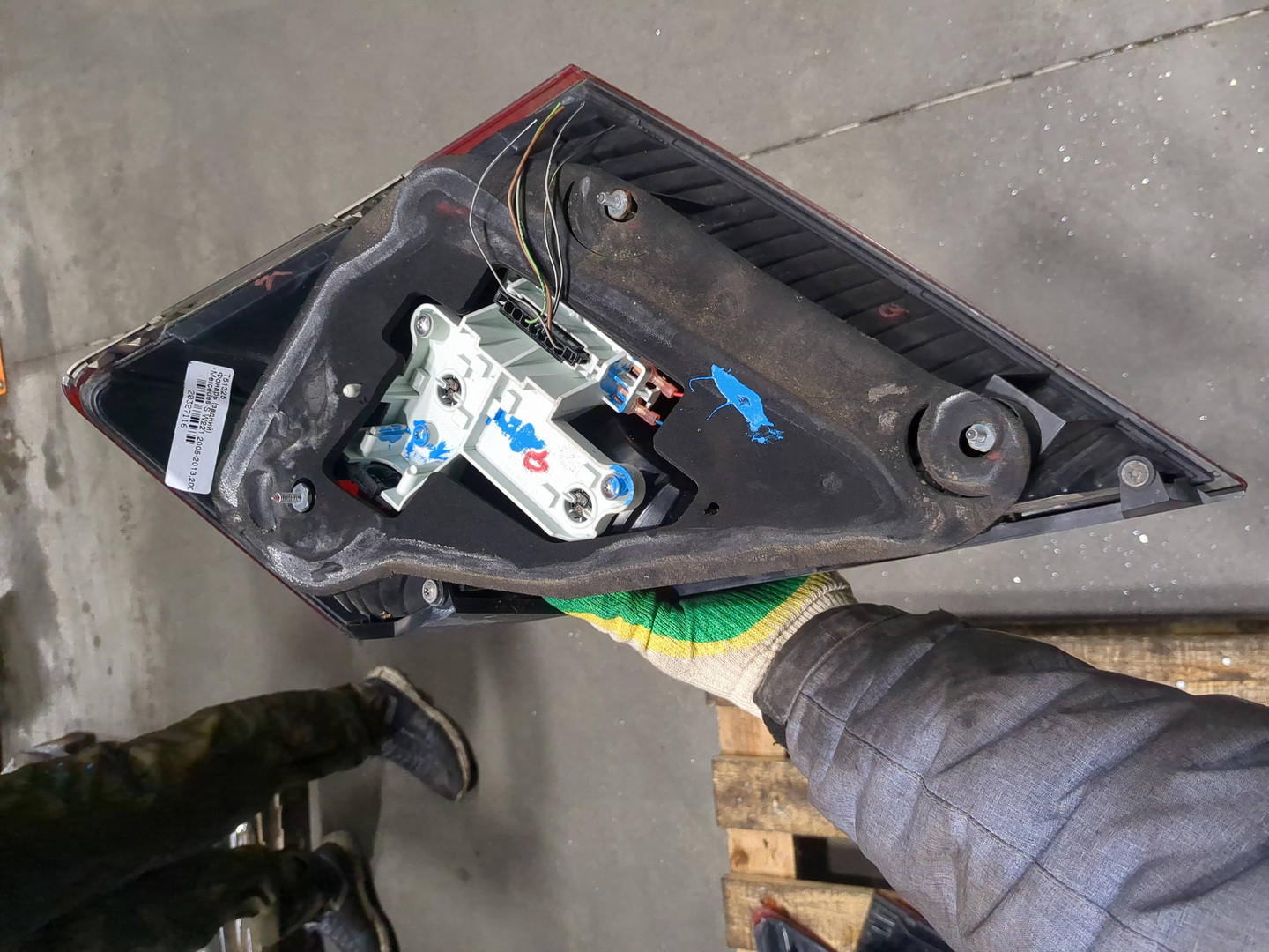 Фонарь задний левый