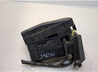  Блок предохранителей Mitsubishi Pajero / Montero 2000-2006 20329925 #1