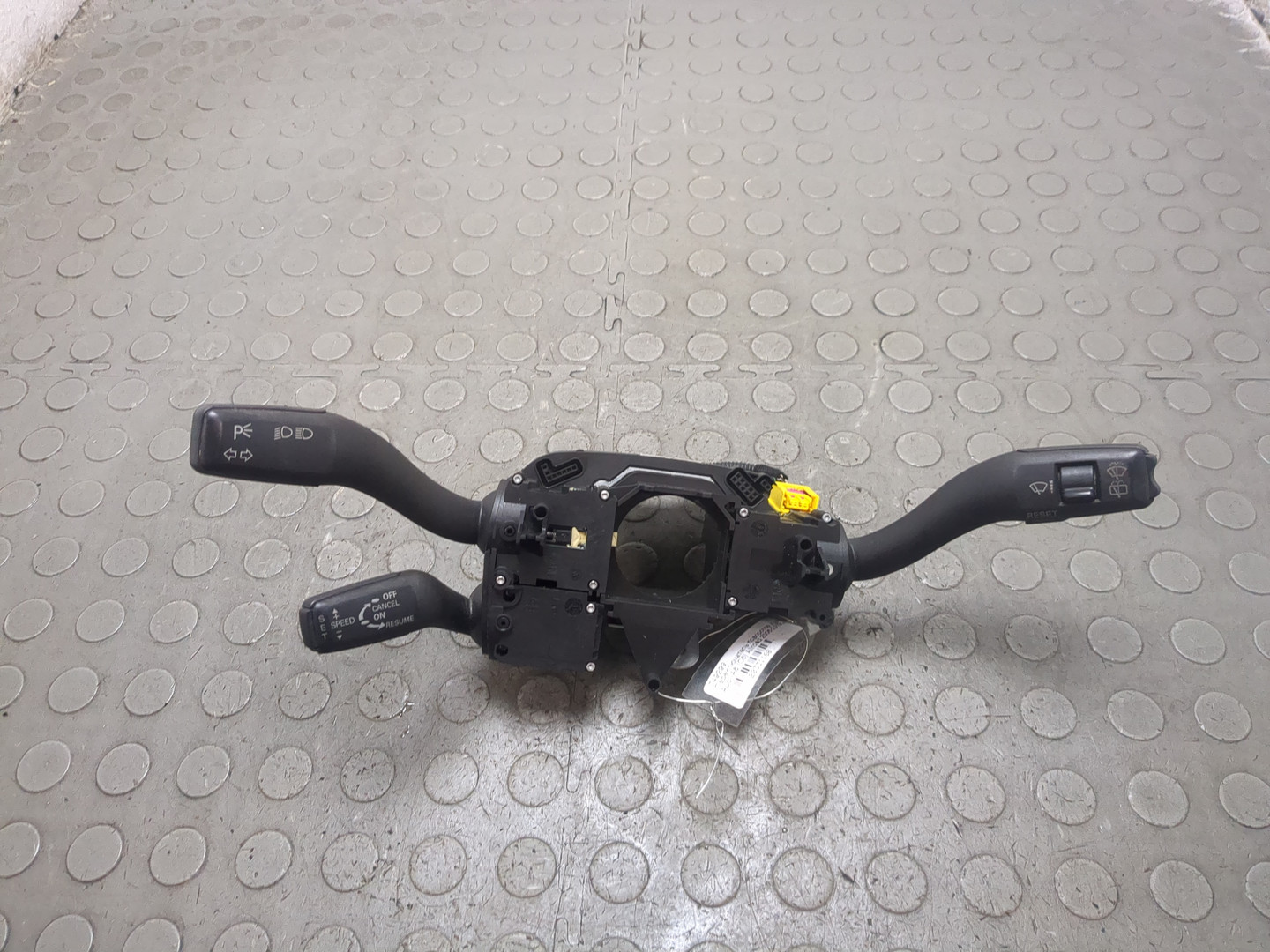 Переключатель подрулевой