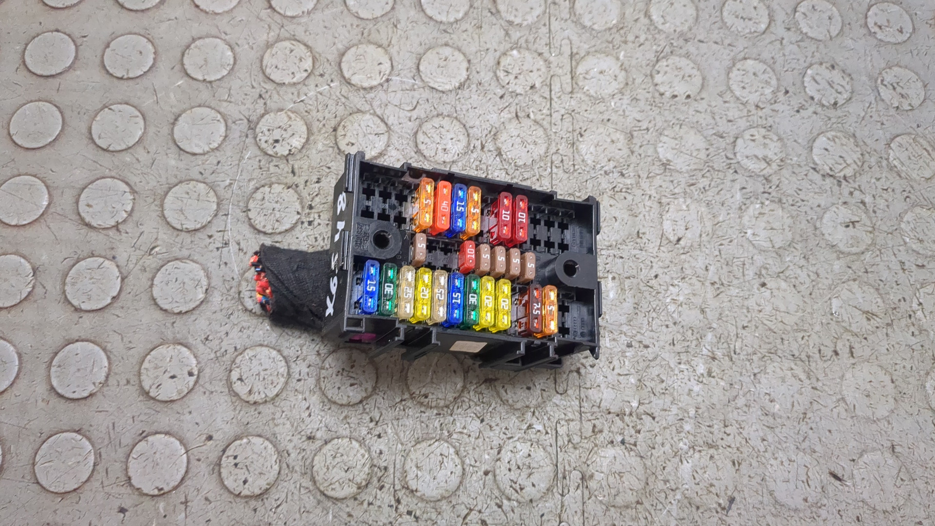 Блок предохранителей