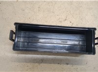  Крышка блока предохранителей Chrysler 300C 2004-2011 20334847 #2