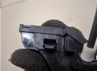 A1717500085 Замок багажника Mercedes C W203 2000-2007 20335583 #3